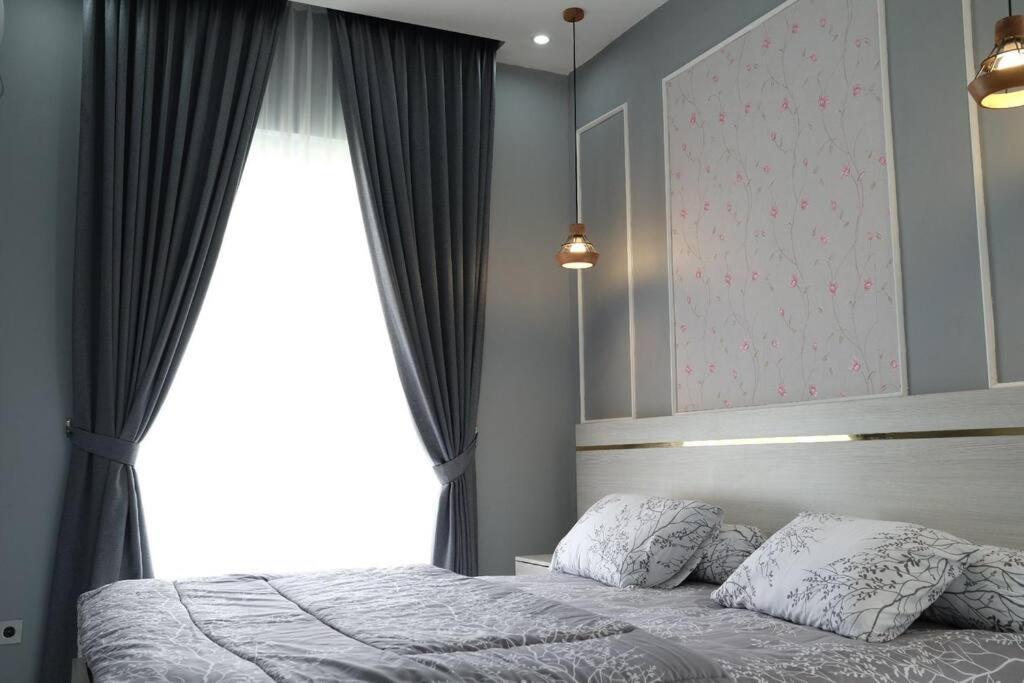 Villa 55 With Pool, Karaoke And Rooftop Богор Экстерьер фото